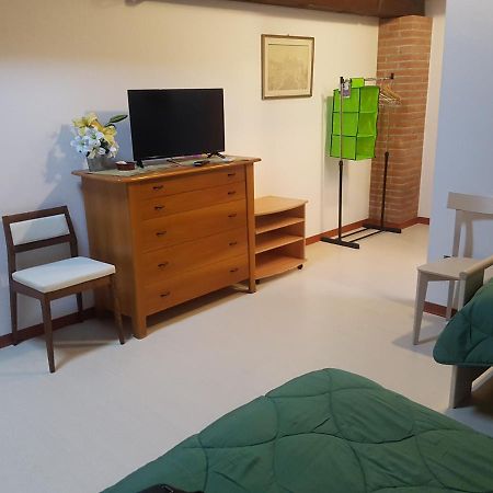 Al Fienile Hotel Orzano Kültér fotó