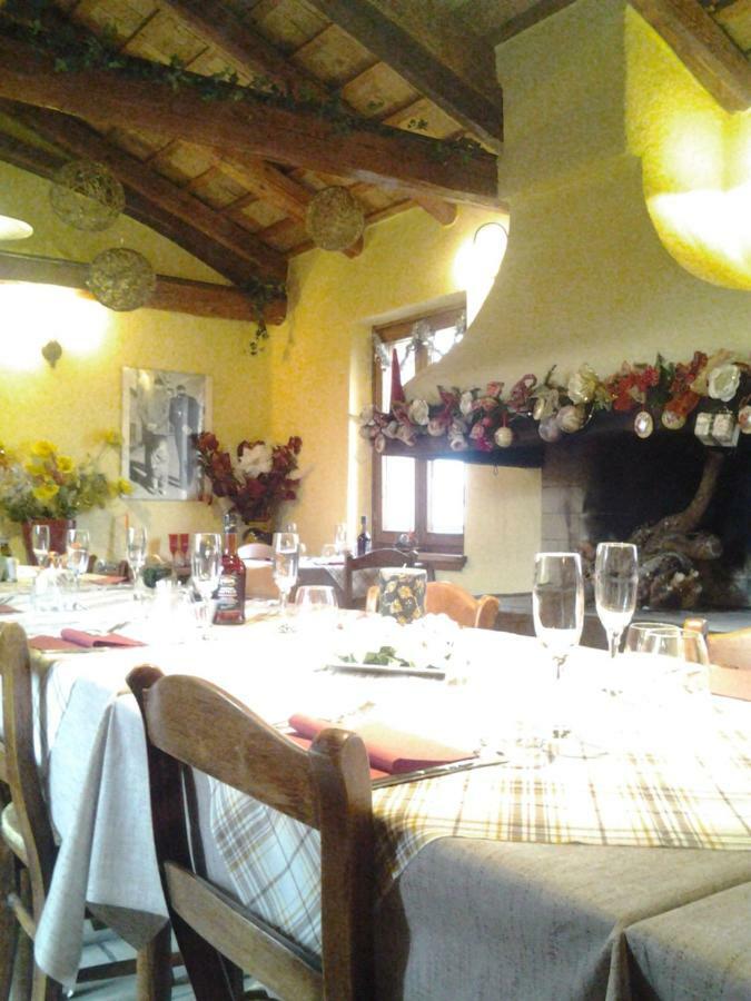 Al Fienile Hotel Orzano Kültér fotó